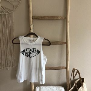 Womans “muscle tee” Levi’s shirt